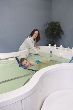 Ванна водолечебная «Хаббарда» для подводного душ-массажа