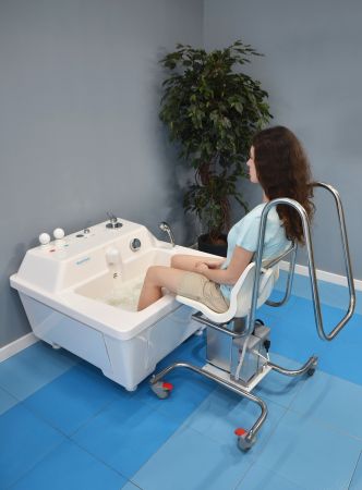 Подъемник для опускания пациента в ванну (для камерных ванн)